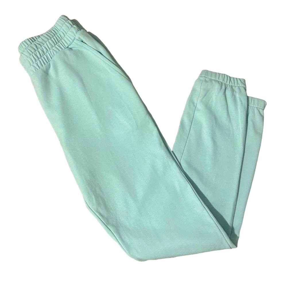 || NEW || Light Blue Soft Sweatpants Women’s Small